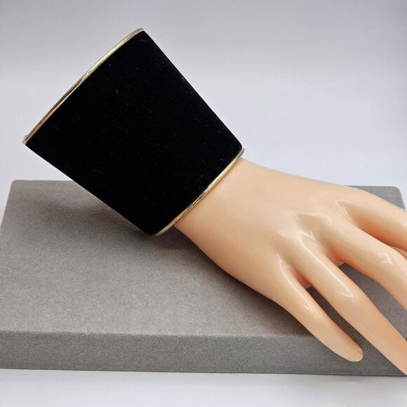 Modern Smooth Black Velvet Bracelet Women Statement Femme Bangle Cuff Sleeve - Picture 8 of 8